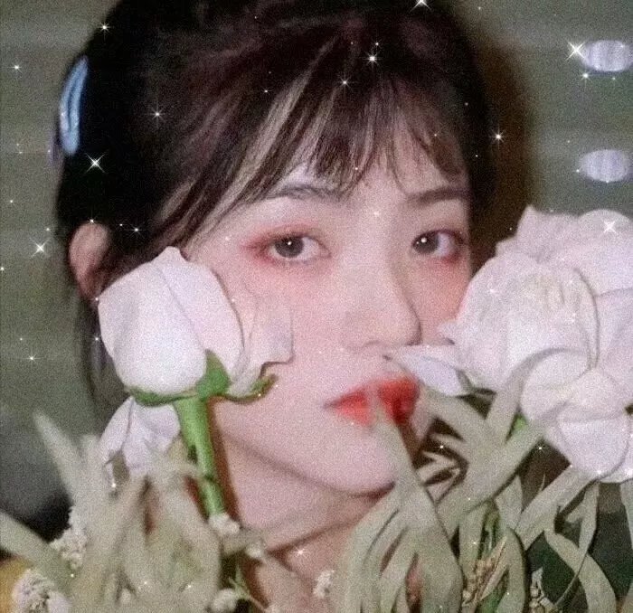黎明时分的年轻人们